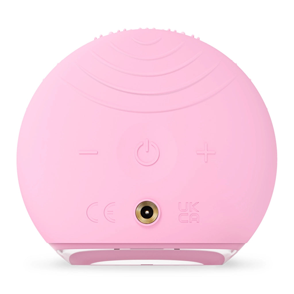 Foreo Luna 4 Play Tickle Me Pink! Facial Cleansing Device