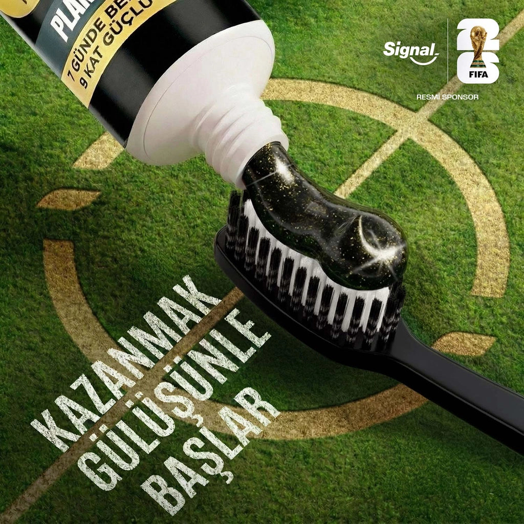 Signal Best Defender Limited Edition Strong Cleaning Effect Toothbrush (Soft)