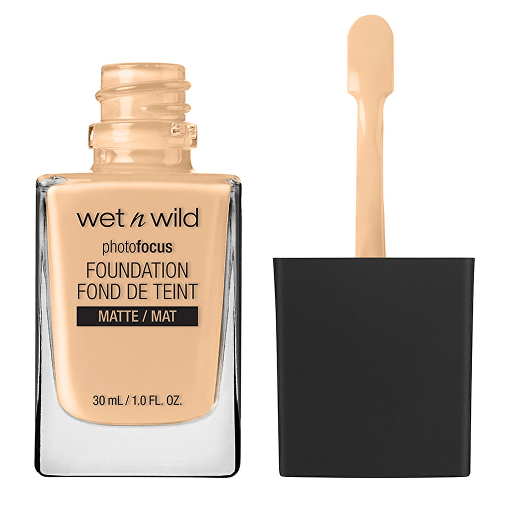 wet n wild Photo Focus Foundation Soft Beige