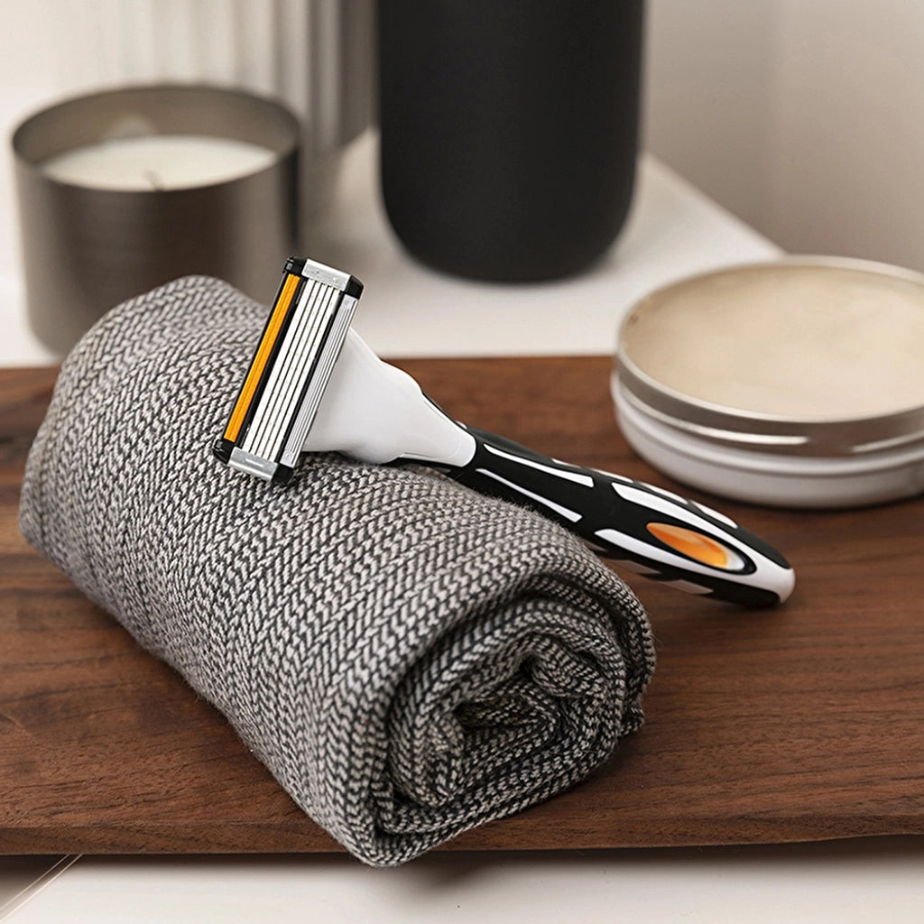 Bic Flex5 Hybrid 5 Blades 1 Handle + 2 Cartridge Razor