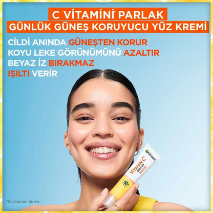 Garnier Vitamin C Bright Daily Sunscreen Fluid Face Cream Shimmering Texture SPF50+ 40 ml