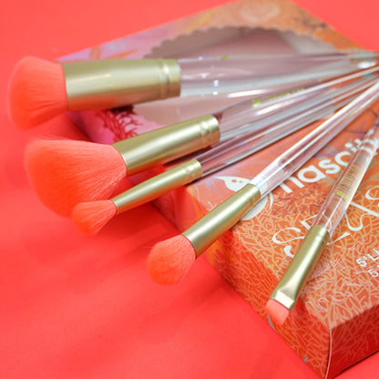 Nascita Seashell 5-Piece Makeup Brush Set