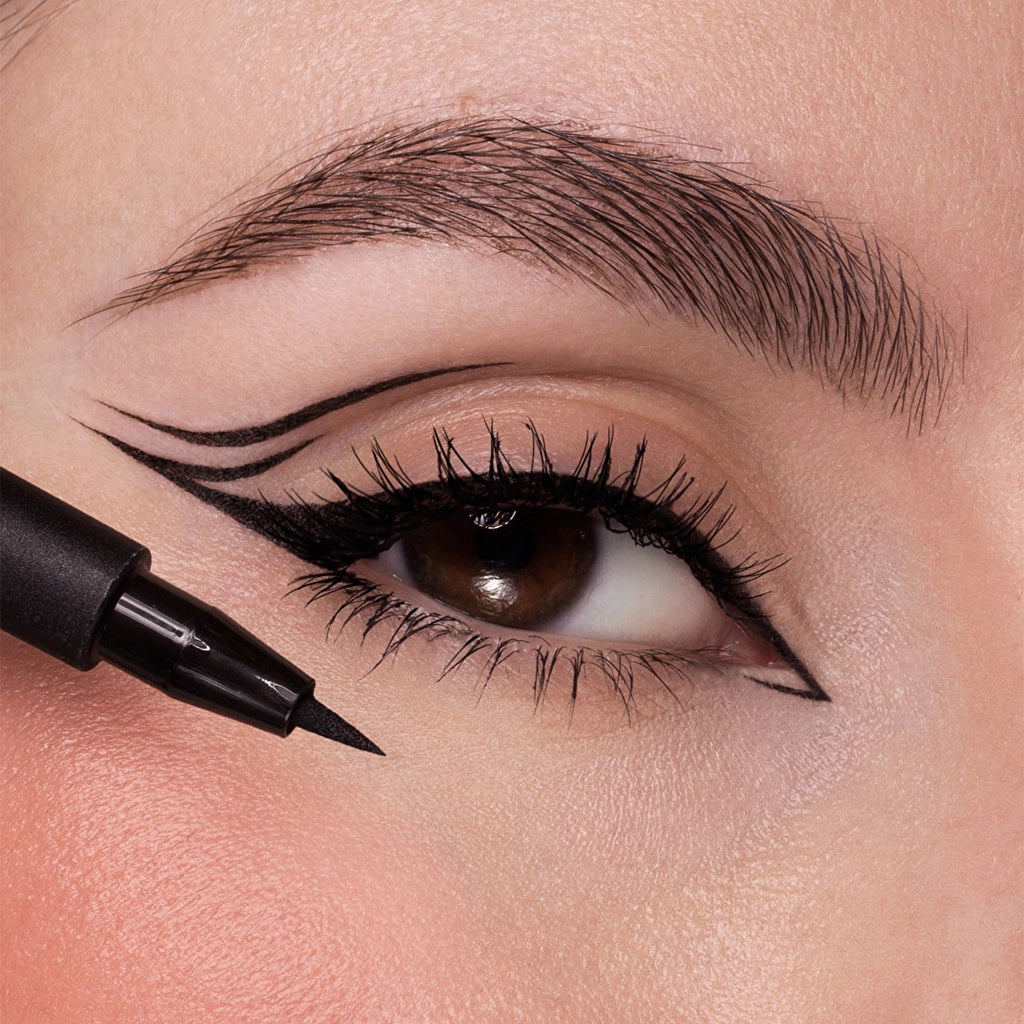 Astra 12 Hour Lasting Extra Black Pencil Eyeliner