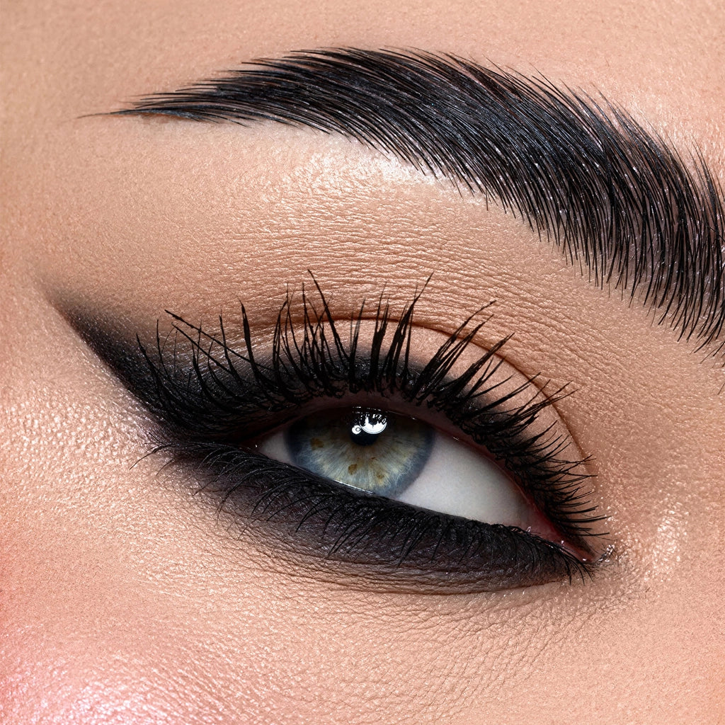 Astra 24 Hour Lasting Black Lift Eye Pencil