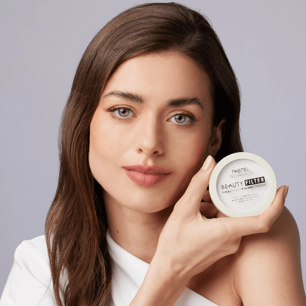 Pastel Profashion Fixing Powder 02