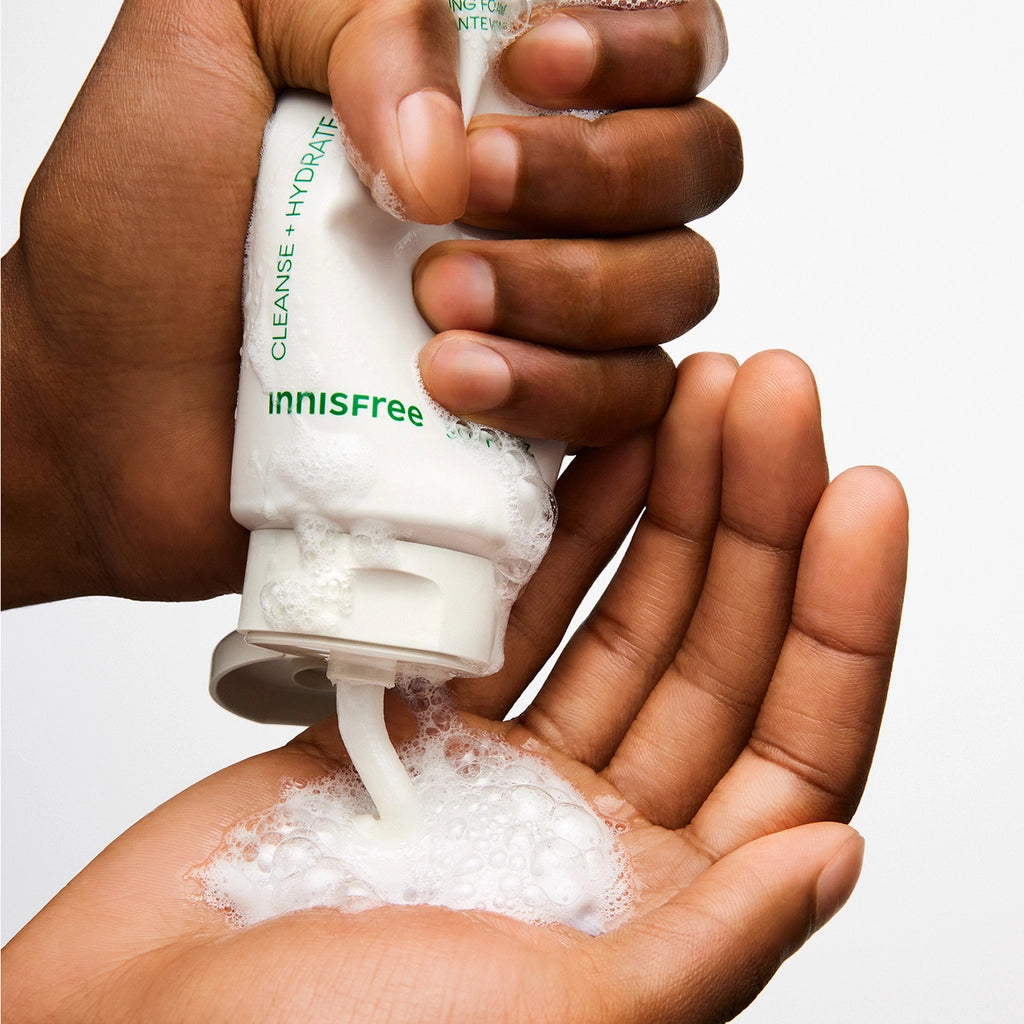 Innisfree Facial Cleansing Foam with Green Tea and Amino Acid 150 ml