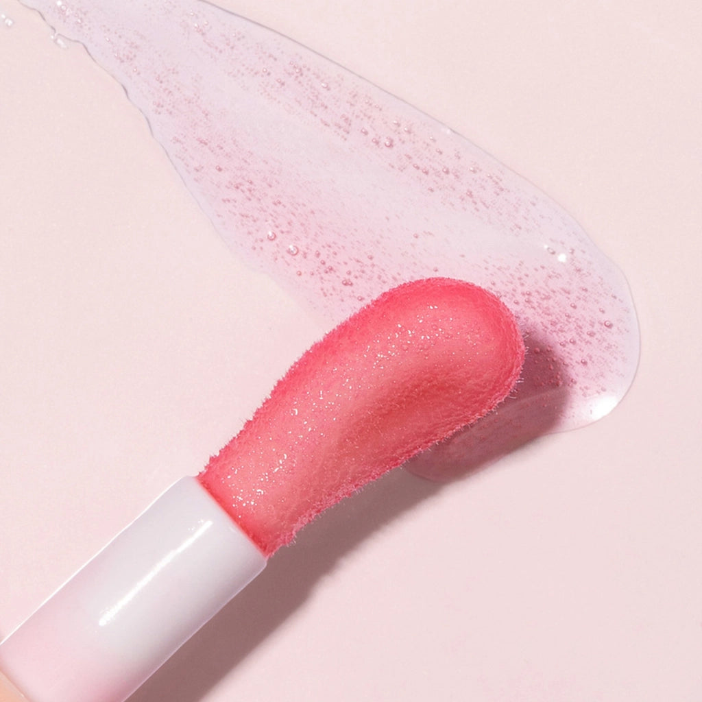 Astra Pure Beauty Juicy Lip Oil 02