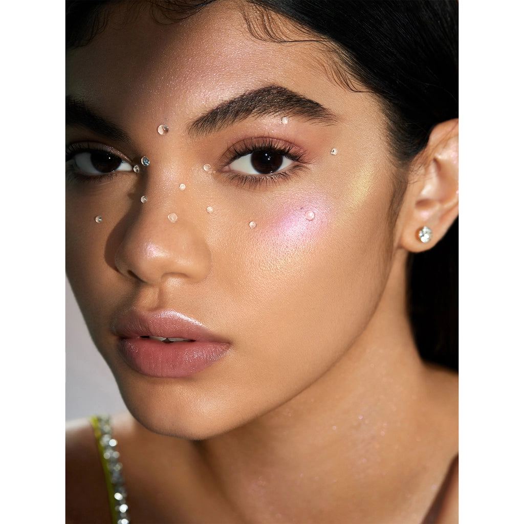 Sheglam Chroma Glow Liquid Illuminator 90 Flying Comet