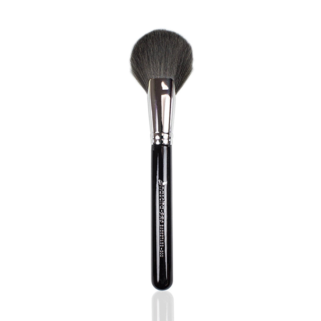 Nascita Large Oval Fan Brush 300