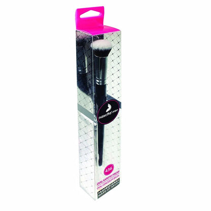 Nascita Pro Oval Concealer Brush